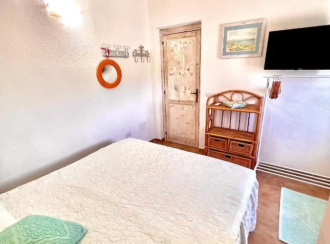 Domus Henricus -threeroom In 400 Meters From The Sea 公寓 *