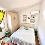 Domus Henricus -threeroom In 400 Meters From The Sea Porto Pollo
