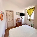 Lägenhet Domus Henricus -threeroom In 400 Meters From The Sea Porto Pollo