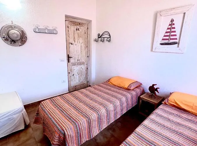 Domus Henricus -threeroom In 400 Meters From The Sea